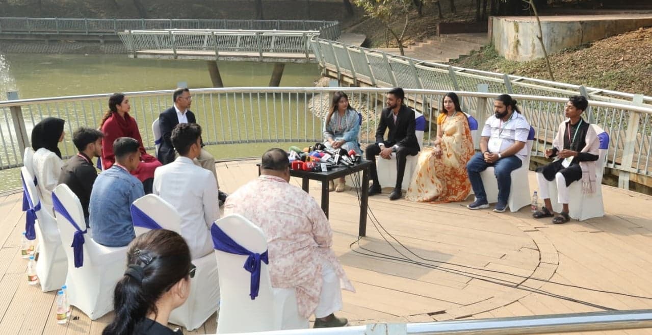 রিল মেকিং প্রতিযোগিতার বিজয়ীদের সঙ্গে তারেক রহমানের আড্ডা, সঙ্গে ছিলেন জাইমা রহমান