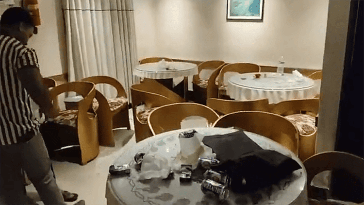 কক্সবাজারে হোটেলের মদের বারে যুবক খুন