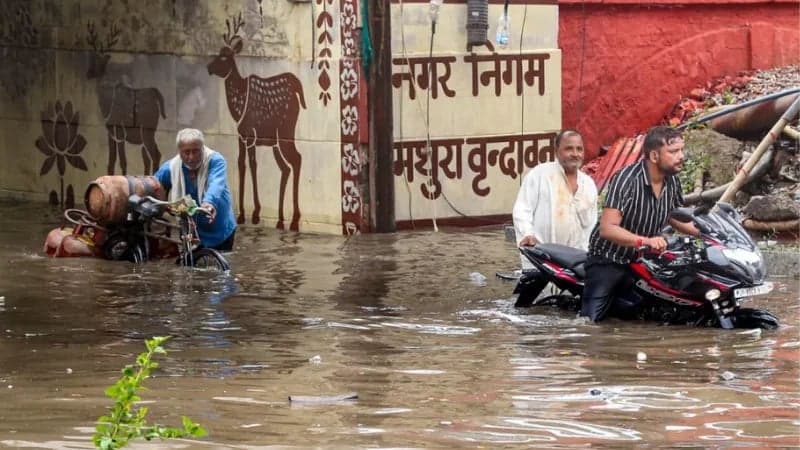 ভারতে বন্যায় ৫৬ জনের মৃত্যু