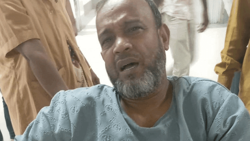 চট্টগ্রামে ভোটকেন্দ্রের বাইরে ভাতিজার ছুরিকাঘাতে চাচা আহত