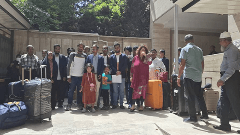 ইরান থেকে দেশে ফিরতে পাকিস্তান সীমান্তে ২৮ বাংলাদেশি
