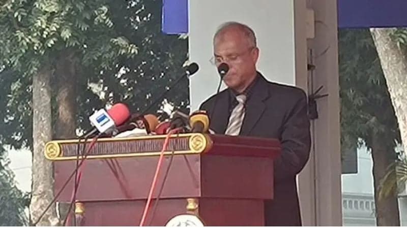 পুলিশ কোনো রাজনৈতিক দলের রক্ষক নয়, তারা রাষ্ট্রের কর্মচারী: স্বরাষ্ট্র উপদেষ্টা