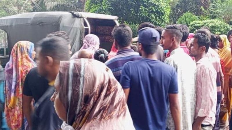 চুয়াডাঙ্গায় দুই ভাইকে কুপিয়ে ও পিটিয়ে হত্যা 