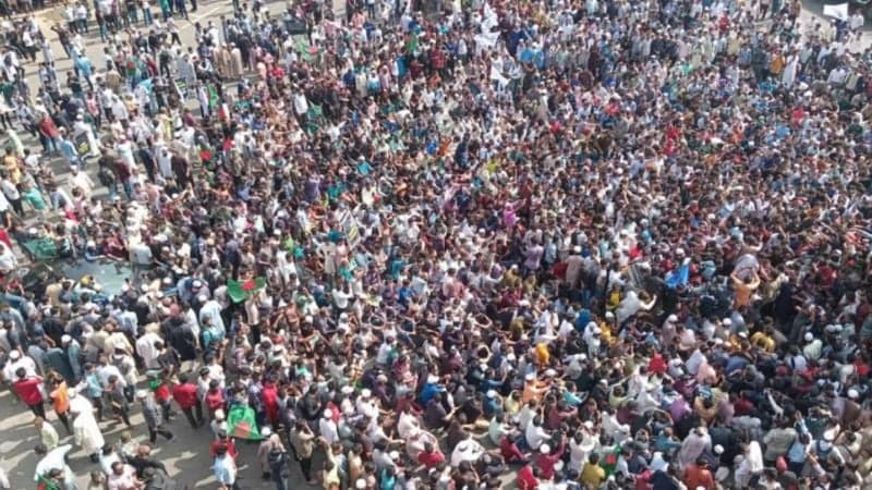 আইনজীবী নিহতের ঘটনায় দোষীদের বিচারের দাবিতে চট্টগ্রামে বিক্ষোভ