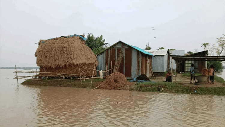 উত্তর-পূর্বাঞ্চলে ভারী বৃষ্টিতে ৭ নদীর পানি বিপৎসীমার ওপরে