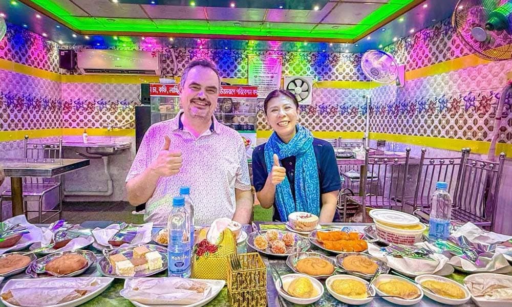 বরিশালের মালাই চপ ও ছানার জিলাপিতে মুগ্ধ মার্কিন রাষ্ট্রদূত