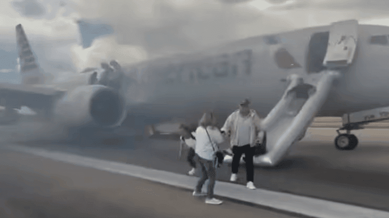 ডেনভারে উড্ডয়নের আগেই বিমানের চাকায় আগুন