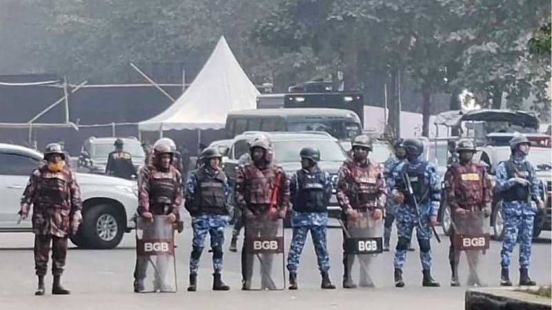 মিরপুর সড়ক ব্যবহার করে মানিক মিয়া এভিনিউতে না যাওয়ার অনুরোধ