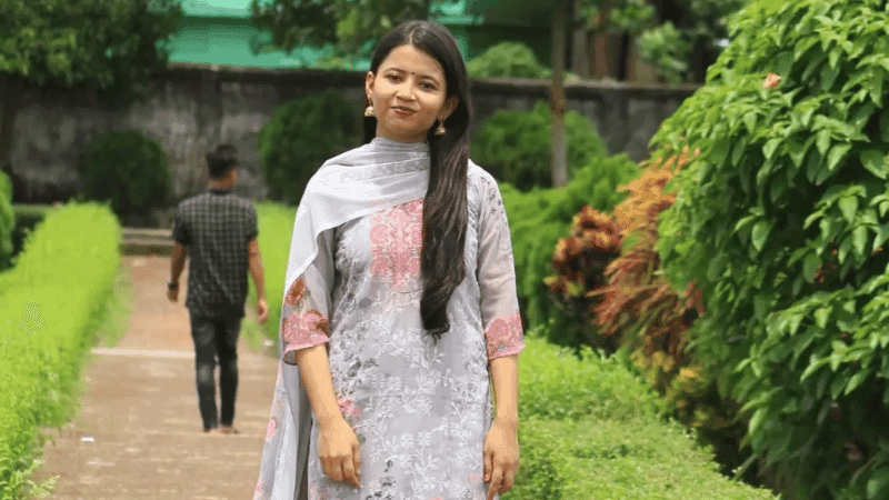 কুবি শিক্ষার্থীর ঝুলন্ত মরদেহ উদ্ধার, স্বামী আটক