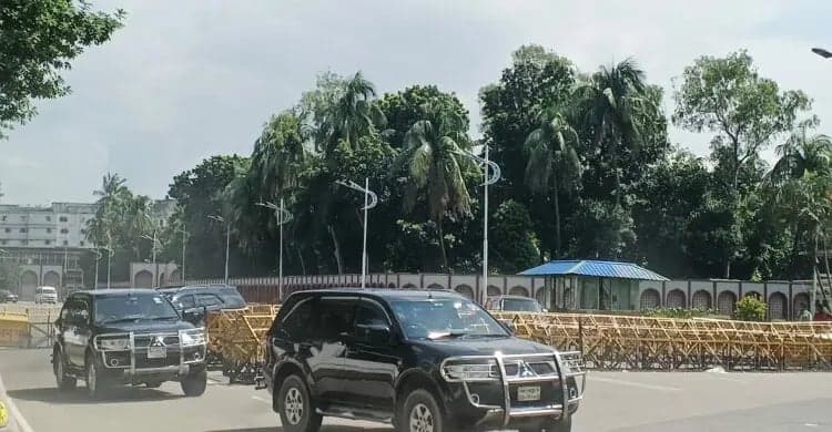বঙ্গভবন ছেড়ে গুলশানের বাসভবনে সাবেক রাষ্ট্রপতি মো. সাহাবুদ্দিন