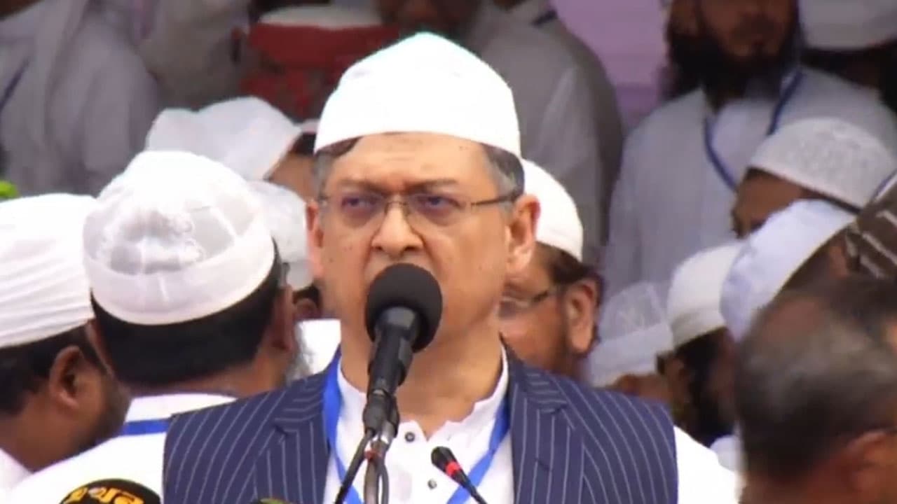 বিএনপি ক্ষমতায় এলে সংবিধানে ‘আল্লাহর প্রতি আস্থা ও বিশ্বাস’ ফিরিয়ে আনা হবে: সালাহউদ্দিন 