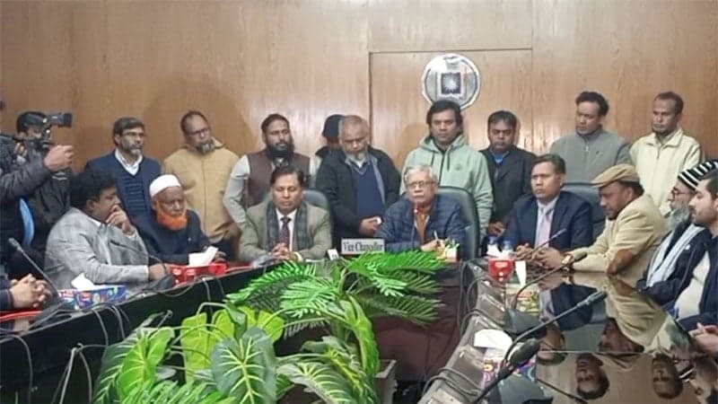 শিক্ষার্থীদের আন্দোলনের মুখে রাবিতে পোষ্য কোটা বাতিল