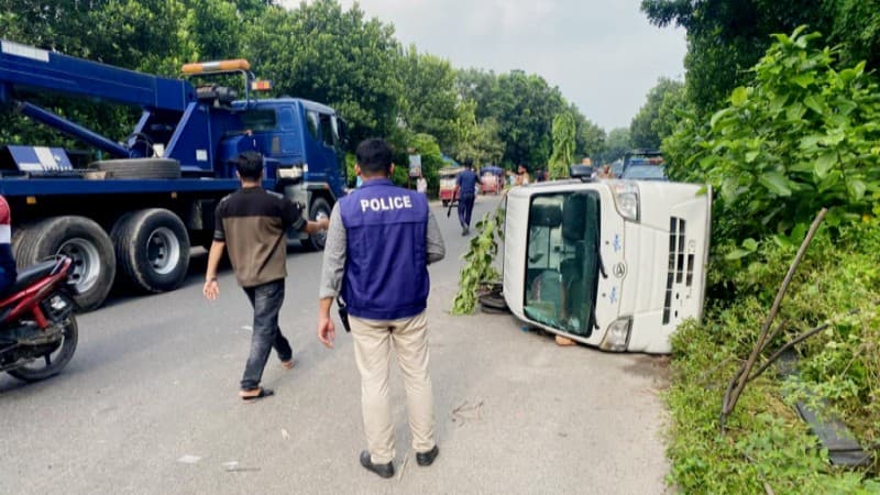 বনানীতে ডাকাতির প্রস্তুতিকালে র‍্যাব সদস্যসহ ৫ জনকে ধরলো ডিবি