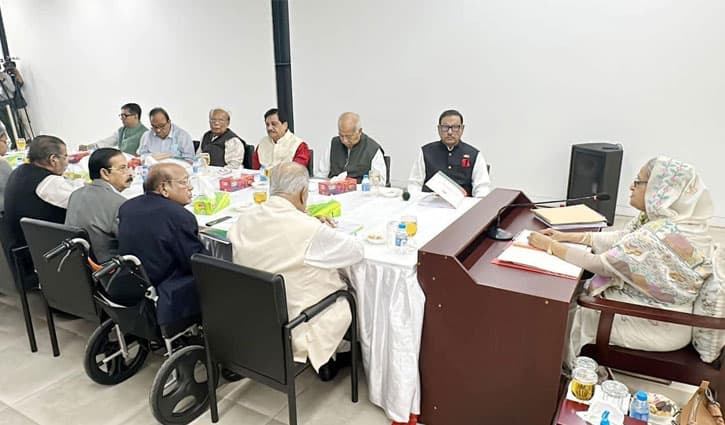 আ. লীগের সংসদীয় মনোনয়ন বোর্ডের সভা চলছে