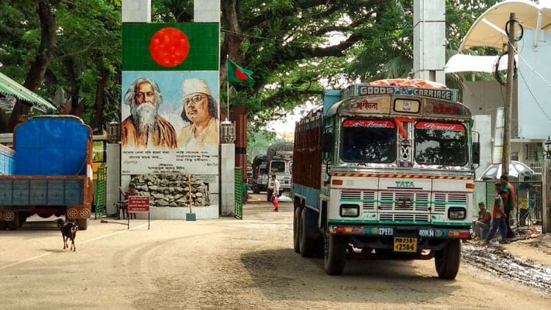 ঈদের ছুটি শেষে বেনাপোল বন্দরে আমদানি-রপ্তানি শুরু