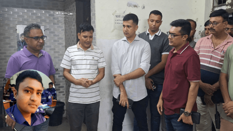 নড়াইলে বাঁশবোঝাই ট্রাকে বাসের ধাক্কা, পুলিশ কর্মকর্তাসহ নিহত ৩