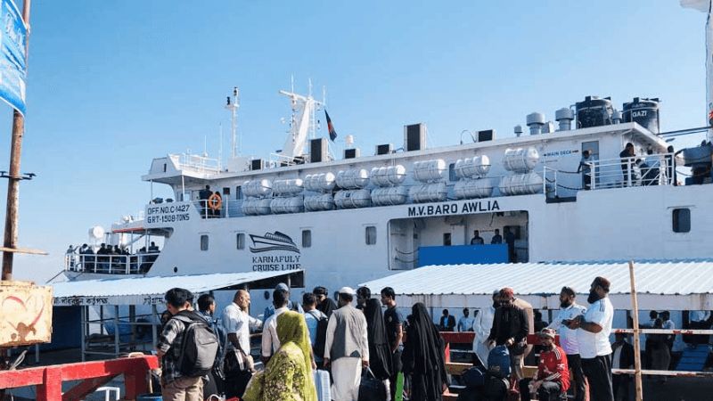 দ্বিতীয় দিনে সেন্ট মার্টিন গেলেন আরও ১১৯৪ পর্যটক