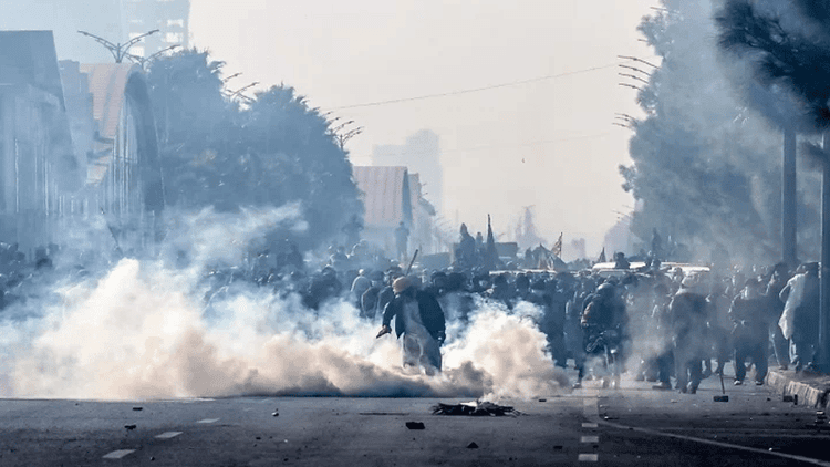পাকিস্তান-নিয়ন্ত্রিত কাশ্মীরে ভয়াবহ ক্র্যাকডাউন, ১ দিনেই নিহত ২০