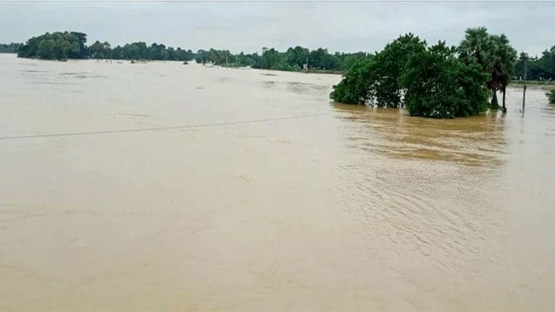 দেশের প্রধান নদ-নদীর পানি কমে যাওয়ায় বন্যা পরিস্থিতির উন্নতি হচ্ছে