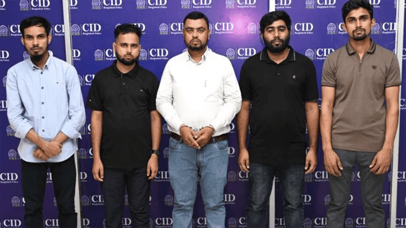 সৌদিতে ড্রাইভিং ভিসার নামে প্রলোভন: মানবপাচার চক্রের ৫ সদস্য গ্রেপ্তার