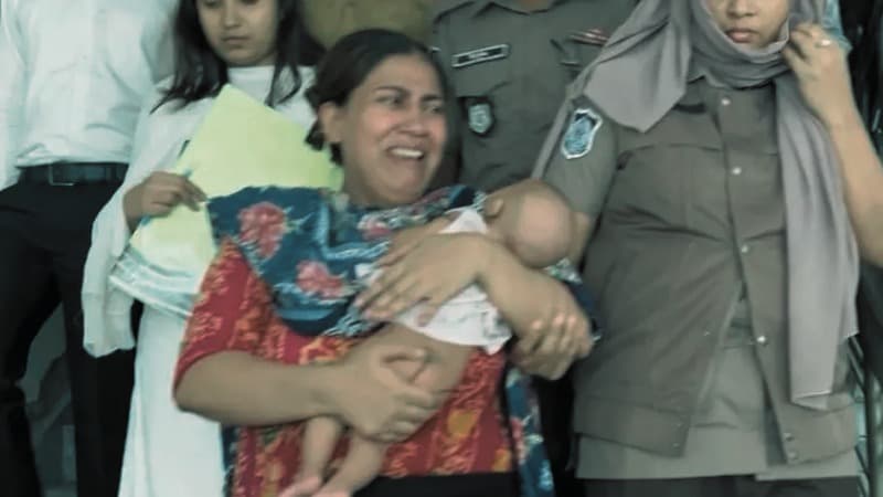 দুধের শিশু থেকে ৬ বছরের শিশু: কারাগারে নিরপরাধ শৈশব