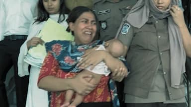 দুধের শিশু থেকে ৬ বছরের শিশু: কারাগারে নিরপরাধ শৈশব