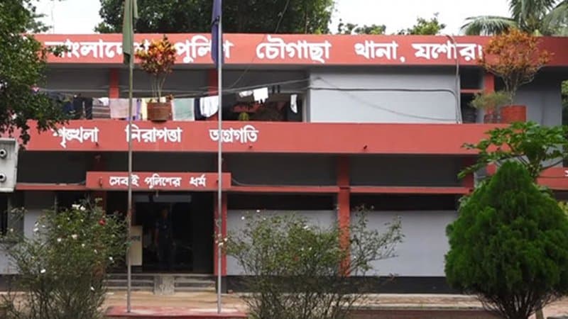 যশোরে পাম্পে সিরিয়াল নিয়ে যুবদল-ছাত্রদল সংঘর্ষ, আহত ৩