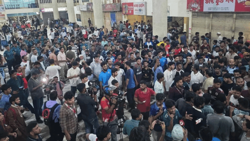রাবি শিক্ষার্থীকে মারধর ও স্টেশন ভাঙচুর, তদন্ত কমিটি গঠন