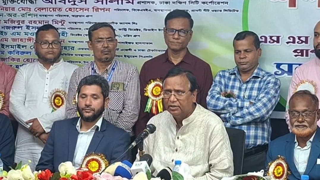 সরকারের হাতে আলাদিনের চেরাগ নেই, সমস্যা সমাধানে সময় লাগবে: ডিএসসিসি প্রশাসক