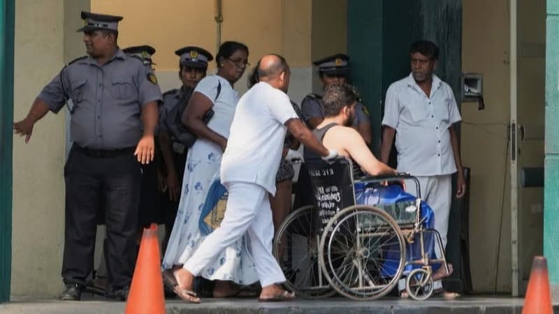 শ্রীলঙ্কার উপকূলে ইরানি জাহাজে সাবমেরিন আক্রমণ, আহত ৩২