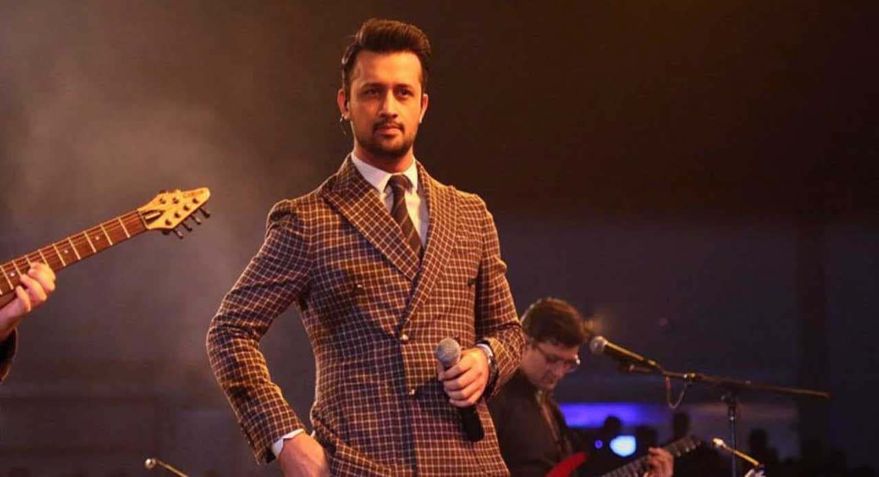 আবারও আর্মি স্টেডিয়ামে গাইবেন আতিফ আসলাম