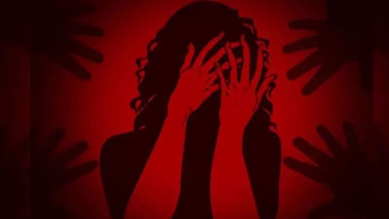 ভোলায় 'সংঘবদ্ধ ধর্ষণ': প্রধান আসামিসহ আরও দুইজন গ্রেপ্তার