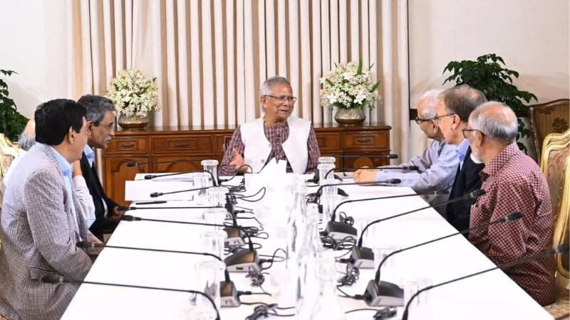 জনগণকে নির্বাচনমুখী করার আহ্বান প্রধান উপদেষ্টার