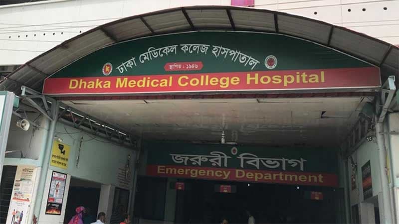 ঢামেকের মর্গে জুলাই গণঅভ্যুত্থানের ৬টি বেওয়ারিশ লাশের সন্ধান