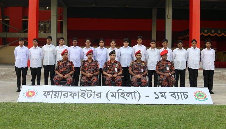 প্রথমবারের মতো ফায়ার ফাইটার পদে ১৫ নারীর যোগদান