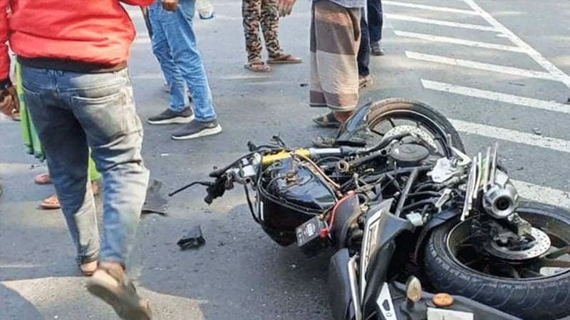 রংপুরে বাসচাপায় এসএসসি পরীক্ষার্থীসহ একই পরিবারের নিহত ৩