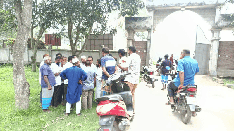দরিদ্রদের চালের ভাগ না পেয়ে ইউপি সদস্যদের ওপর জামায়াত নেতাদের হামলা