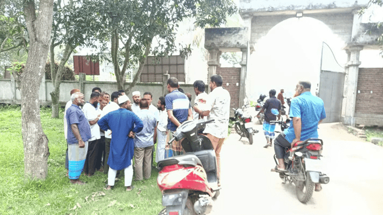 দরিদ্রদের চালের ভাগ না পেয়ে ইউপি সদস্যদের ওপর জামায়াত নেতাদের হামলা