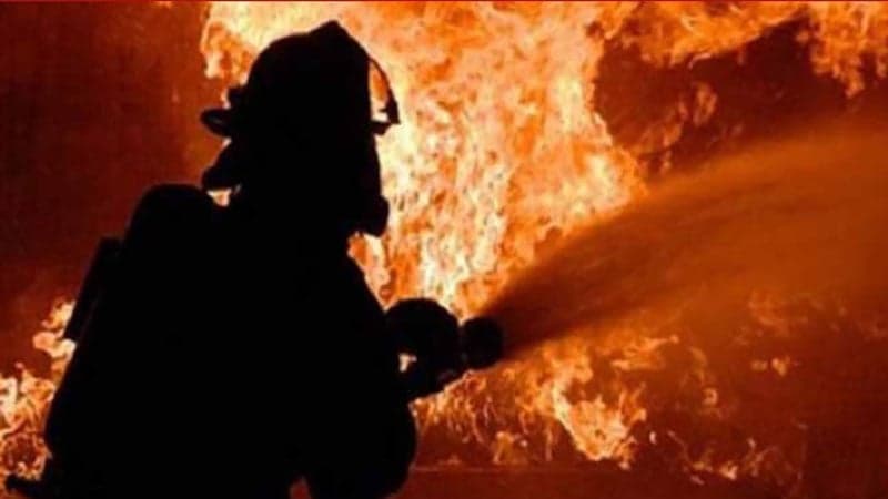 কেরানীগঞ্জে চিপস ফ্যাক্টরিতে আগুন, নিয়ন্ত্রণে ৭ ইউনিট