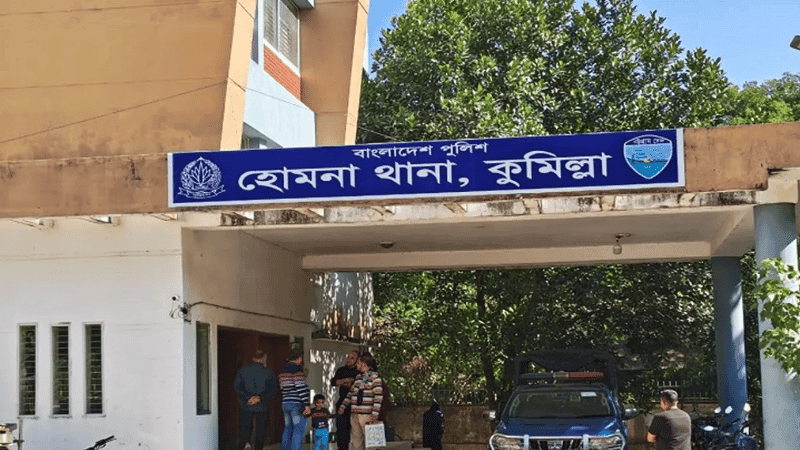 যাত্রাপথে স্বামীর কাছ থেকে স্ত্রীকে তুলে নিয়ে ধর্ষণের অভিযোগ