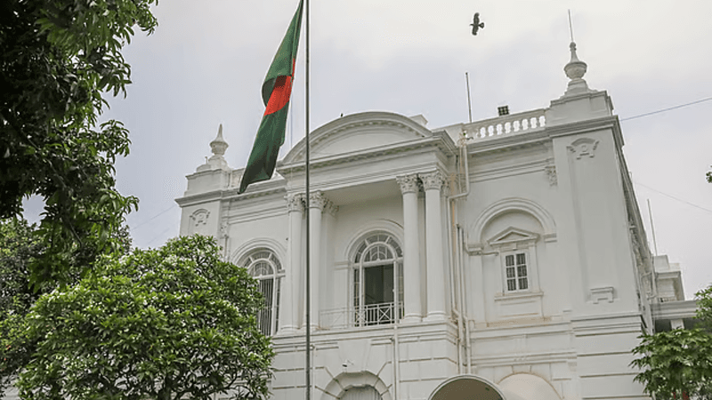২৮ অভিনেতা-অভিনেত্রী ও সাংবাদিকের বিরুদ্ধে ট্রাইব্যুনালে অভিযোগ