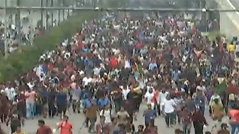 মিছিল নিয়ে শাহবাগের পথে লাখো মানুষ