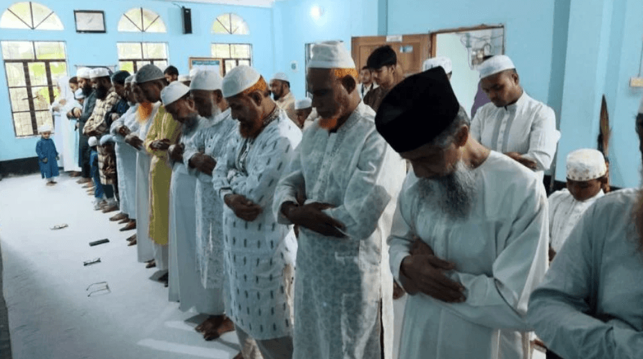মধ্যপ্রাচ্যের সঙ্গে মিল রেখে বিভিন্ন জেলায় ঈদুল আজহা উদযাপন