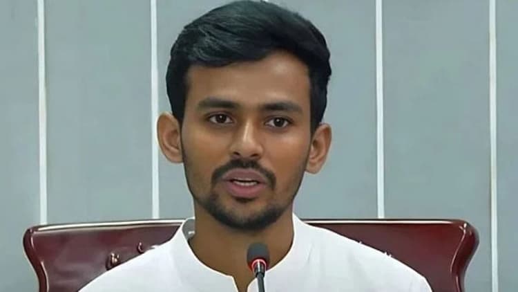 শৃঙ্খলা ফেরাতেই ফারুককে অপসারণ: ক্রীড়া উপদেষ্টা