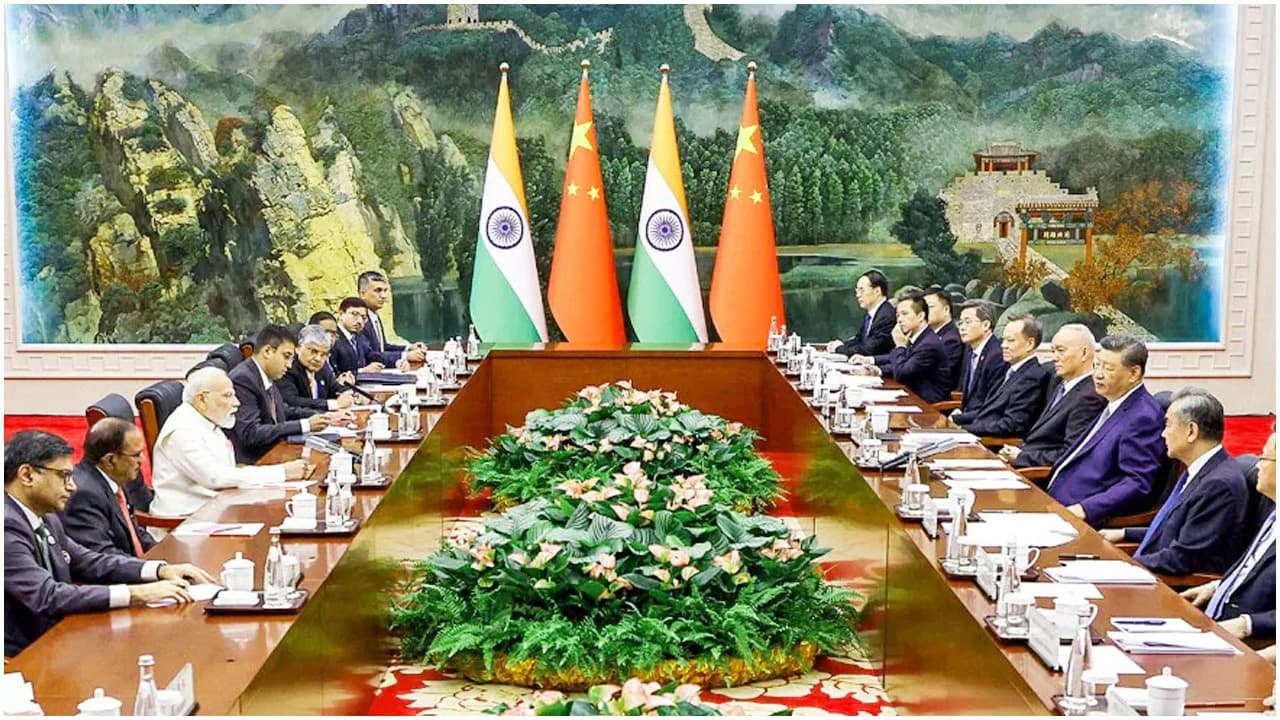 ভারতের পাশে থাকার ঘোষণা শি জিনপিংয়ের