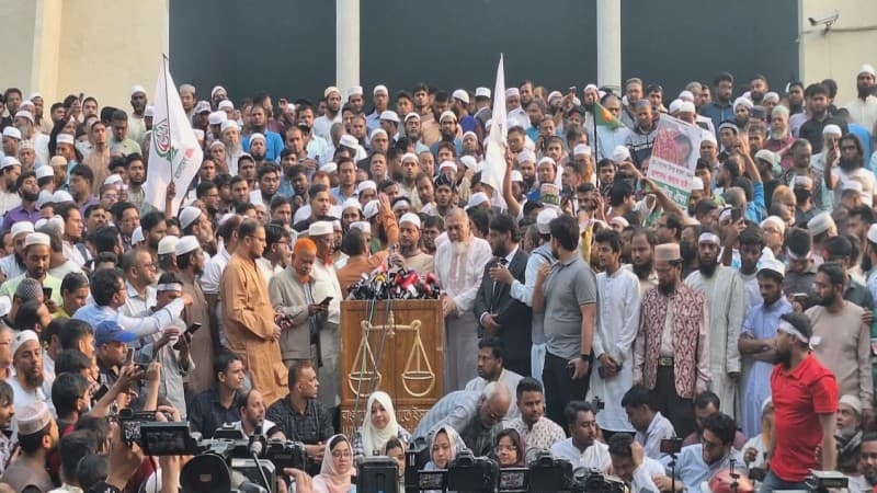 নির্বাচন পরবর্তী সহিংসতার প্রতিবাদে ১১ দলের বিক্ষোভ