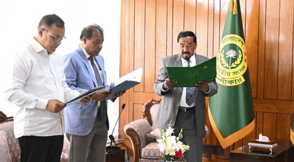 শপথ নিলেন বিএনপির নবনির্বাচিত ২ এমপি