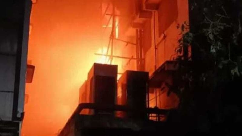 কলকাতায় হোটেলে ভয়াবহ অগ্নিকাণ্ডে ১৪ জনের মৃত্যু