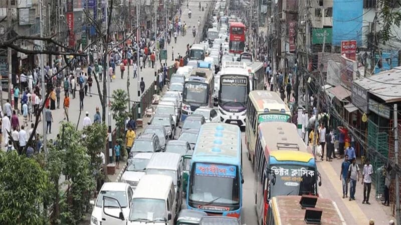 ঢাকায় বেড়েছে যান চলাচল