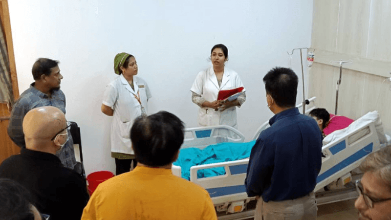 আহত বুয়েট শিক্ষার্থী শাদিদের খোঁজ নিলেন প্রধান উপদেষ্টা